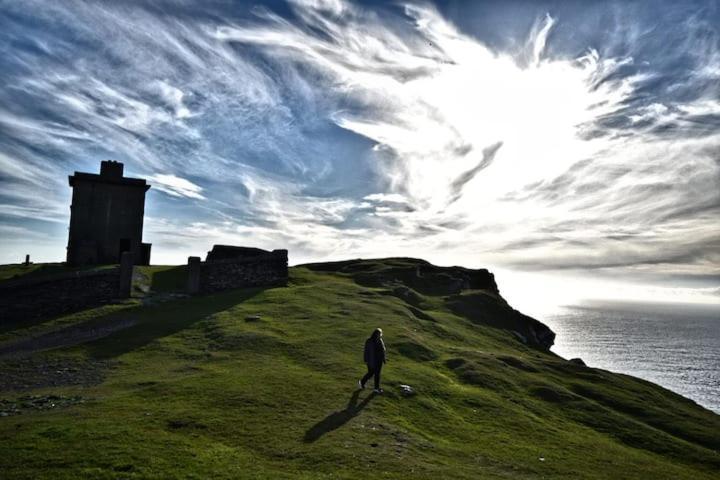 Skellig View Sunset Cliffs View Apartment Portmagee Exterior foto